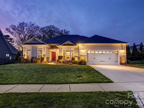 2nd image of 550 Old Speedway Dr NW