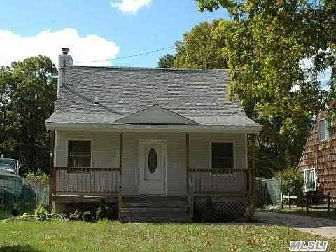 2nd image of 83 Oak Ave