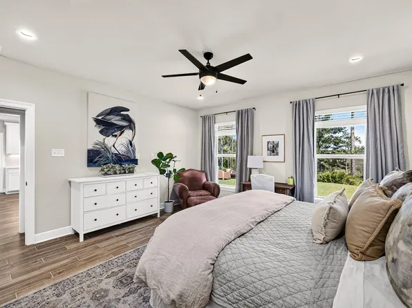 381 Constellation Ave, Freeport, FL 32439