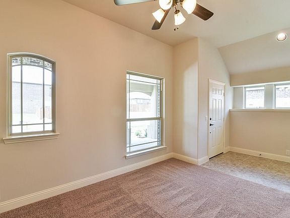 4th image of 9113 Wichita Ln