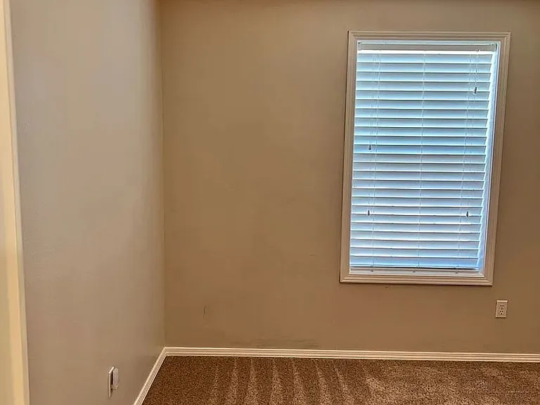 8225 Sweetbrier Loop SE — Photo 25