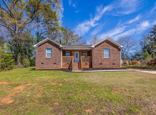 721 Gist St, Woodruff, SC 29388