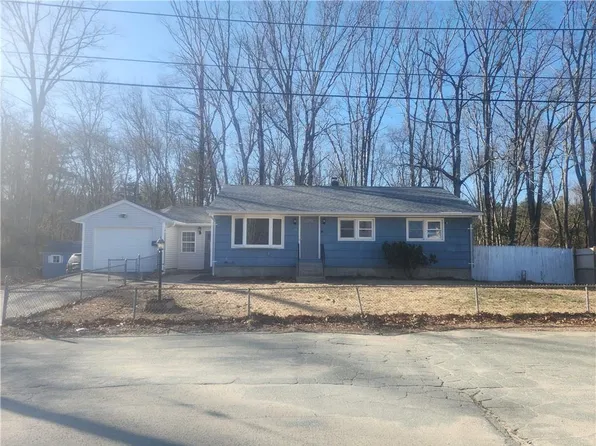 75 Marion Ave, Pascoag, RI 02859