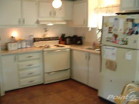 UPPER FREEZER-REFRIGERATOR