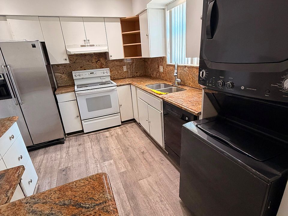 1st image of 1820 N 17th Ave APT 4