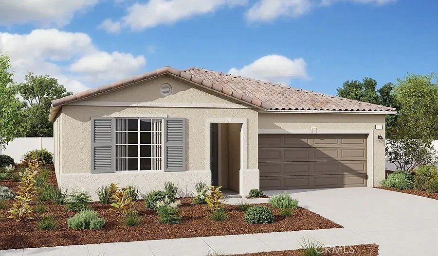 1st image of 32652 Bullard St