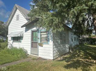 815 N 12th St, Elwood, IN