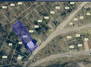 26 Ash St, Welch, WV 24801