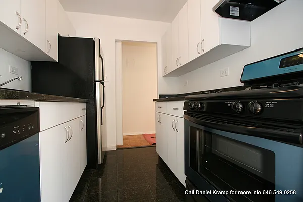 Rented by City Connections Realty | media 2