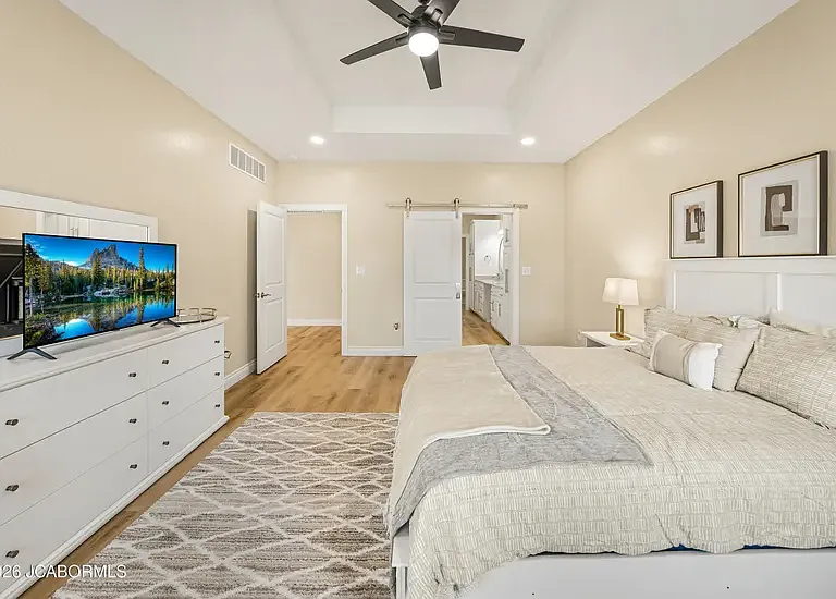 1828 Pinnacle Point — Photo 14