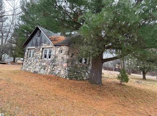 503 Lynn St, Kalkaska, MI 49646