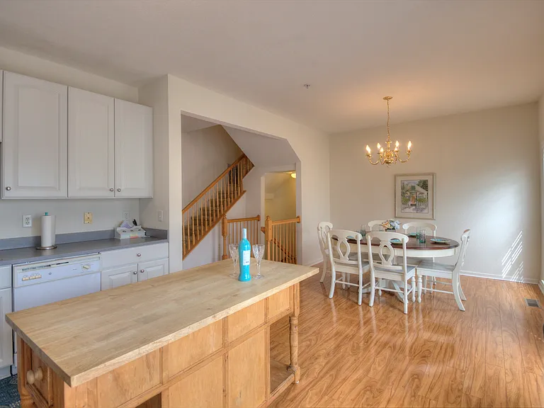 30 Pier Point Dr — Photo 5