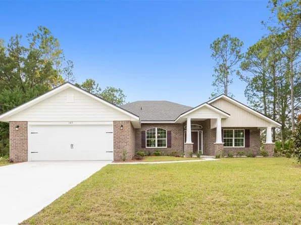 105 Karas Trl, Palm Coast, FL 32164