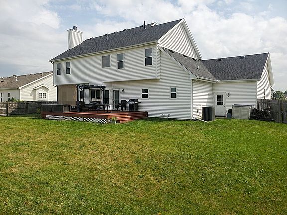 5th image of 1705 S Orchard Dr