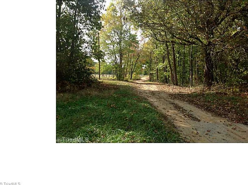 1st image of Baileys Chapel Road