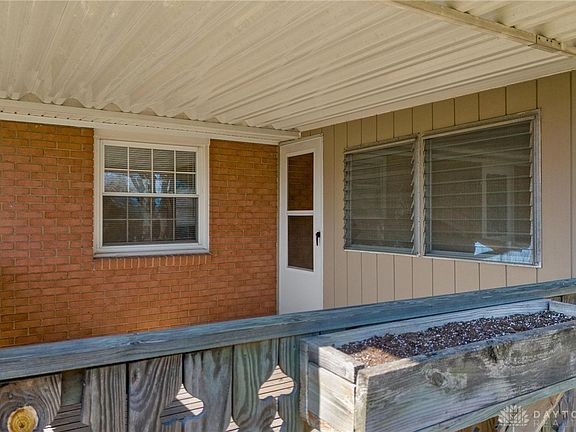 5th image of 43 Sexton Dr