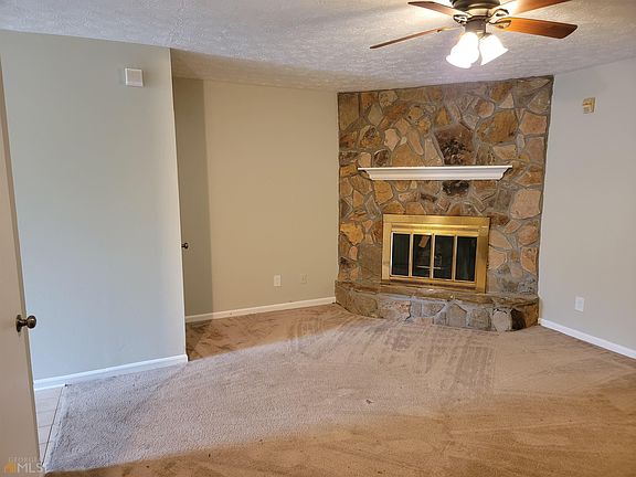 3rd image of 953 Ohara Dr