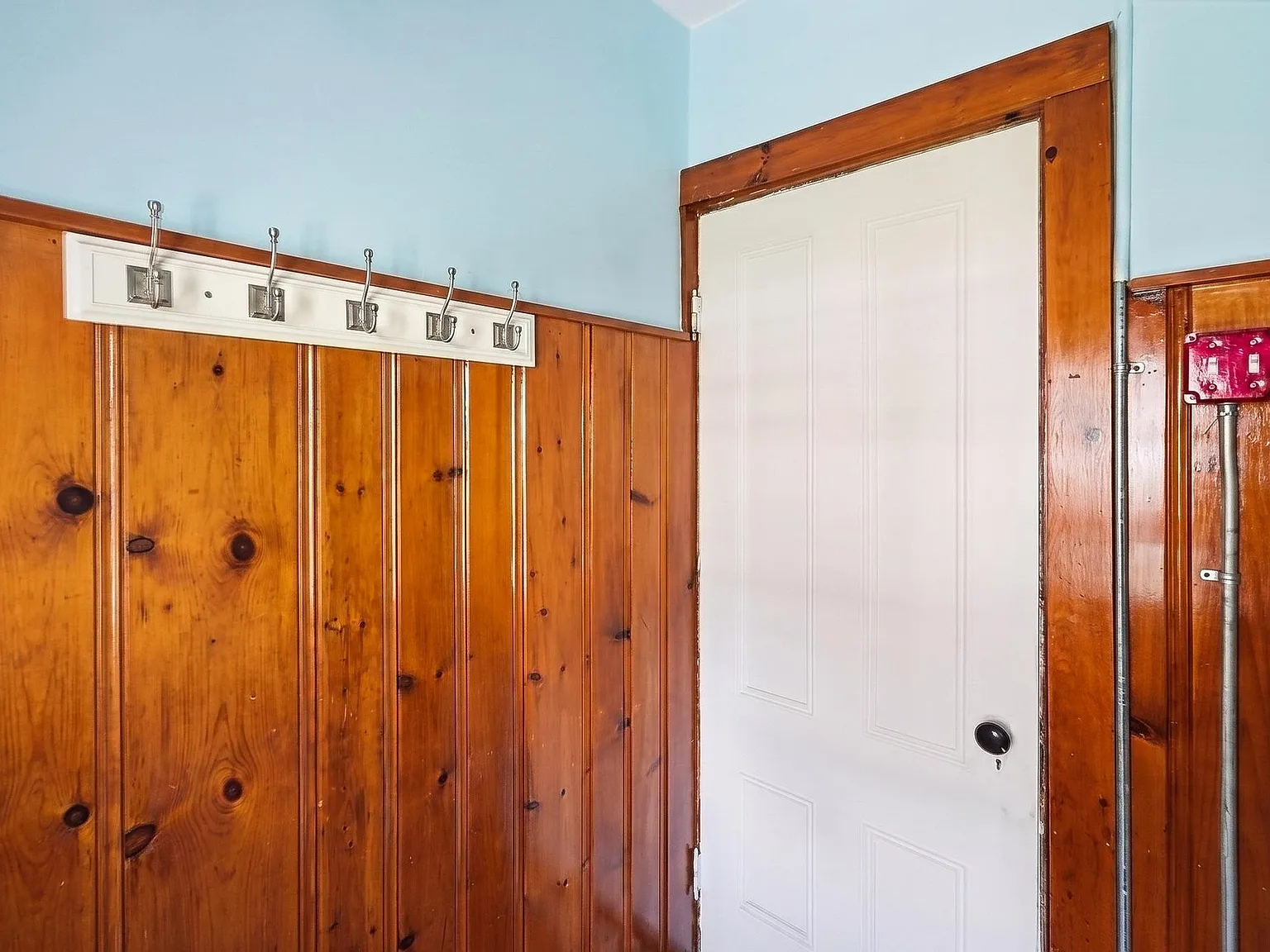 2 bed, 940 sqft, $2,200 — Photo 3