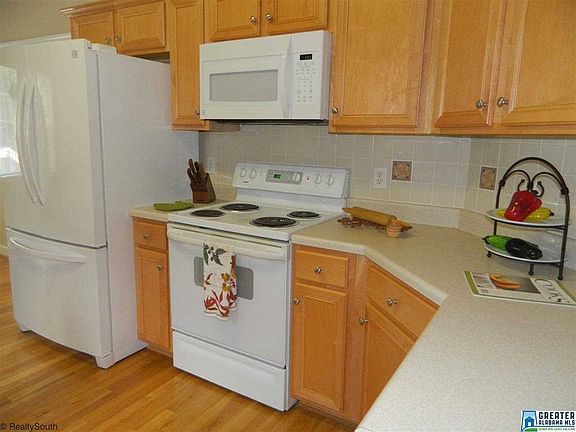 4th image of 127 Sunset Lake Dr