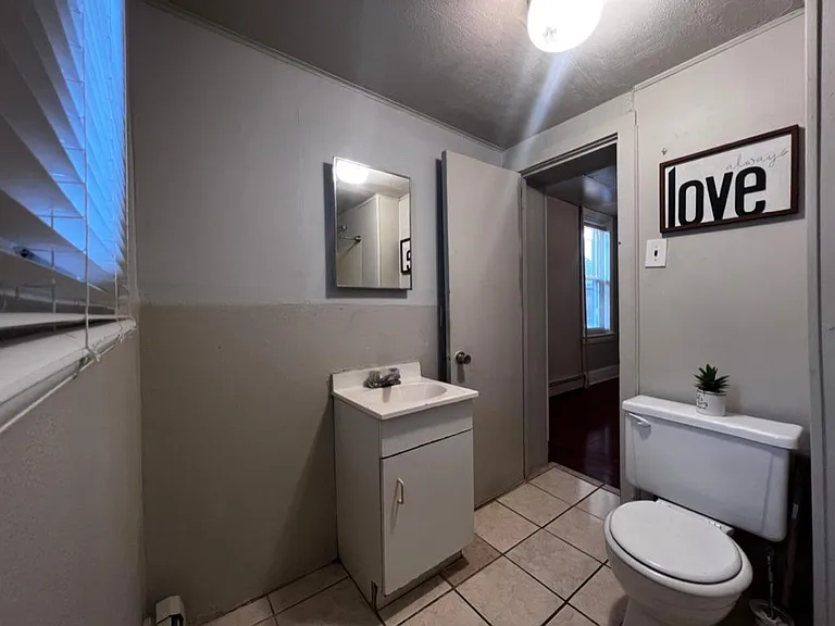 4616 Longshore Ave #1 — Photo 14