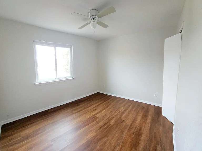 Bedroom #1