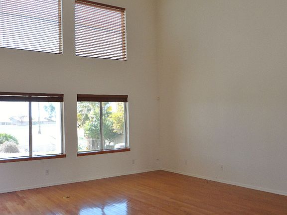 3rd image of 6253 W Monona Dr