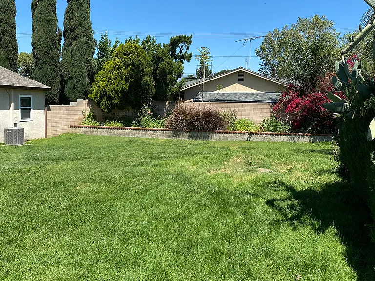 1313 Platinum Ct — Photo 18