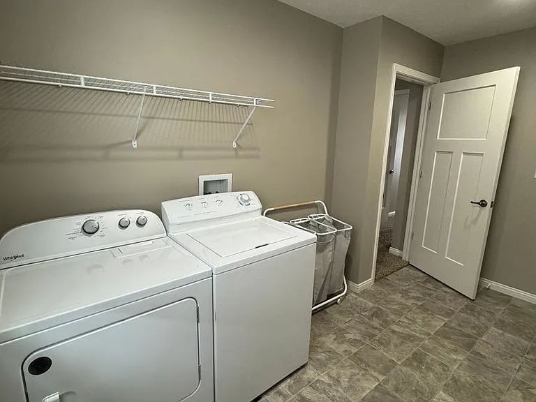 3976 Abraham Ct — Photo 25