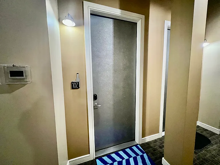 2441 N Broadway #102 — Photo 6