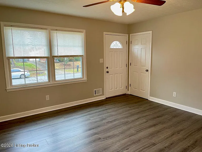 9019 Brandywyne Dr — Photo 10