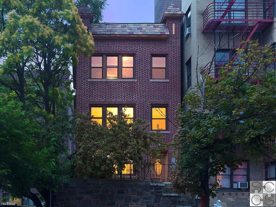 155 E 206th St-1