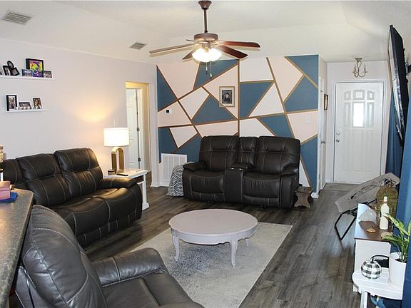 4th image of 8846 Winter Ct