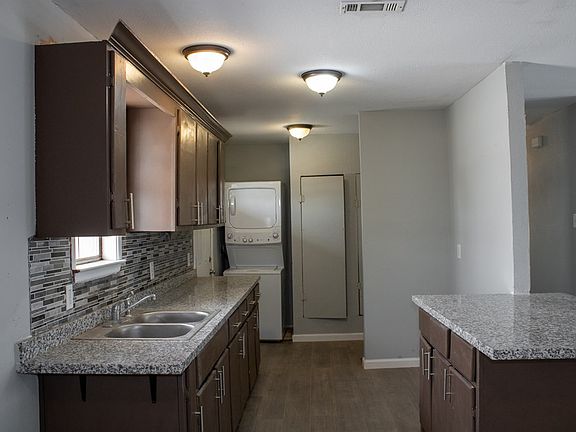 3rd image of 1608 E Scharbauer Dr