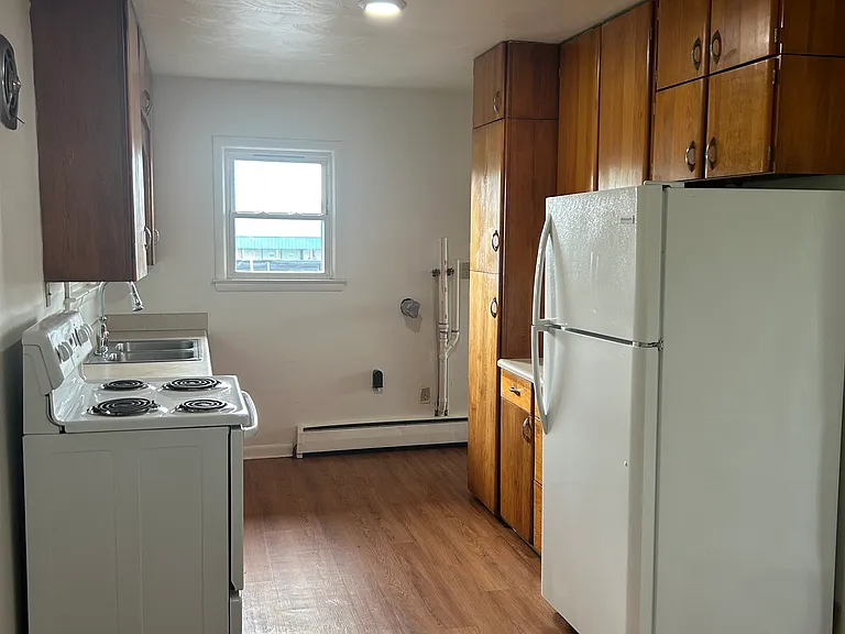 720 N Main St #2 — Photo 11