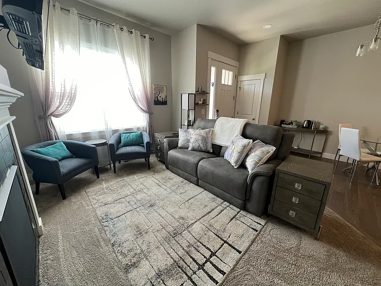 Greenhorn Dr — Photo 8