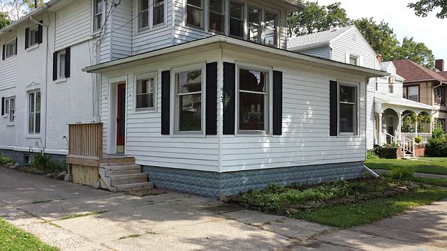 1st image of 924 N Capitol Ave