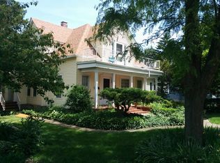 1017 Oneida St, Joliet, IL 60435