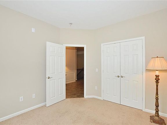 5th image of 3416 Windy Knoll Ln