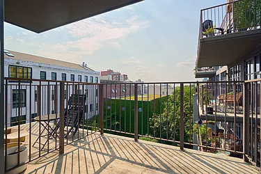 Rented by Living New York