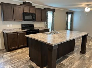 400 Swift St #221, Prince George, VA 23875