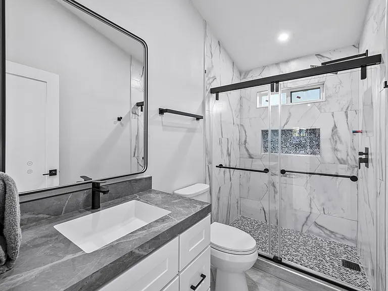 1217 Mountain View Blvd #A — Photo 12