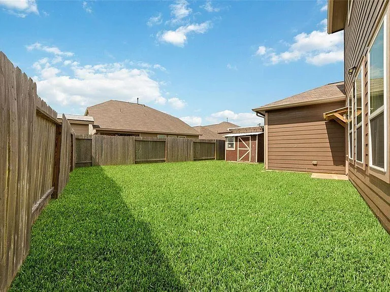2707 Golden Hills Ct — Photo 27