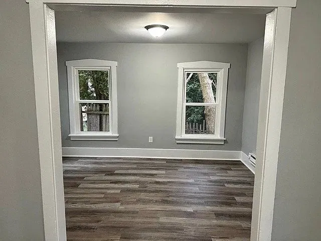 Generic picture, not actual apartment