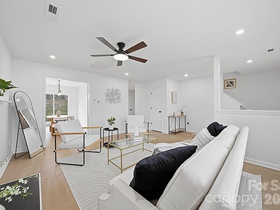 4th image of 1494 Kindred Cir NW