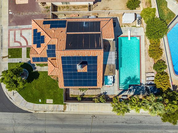 3rd image of 3001 Old Country Ave