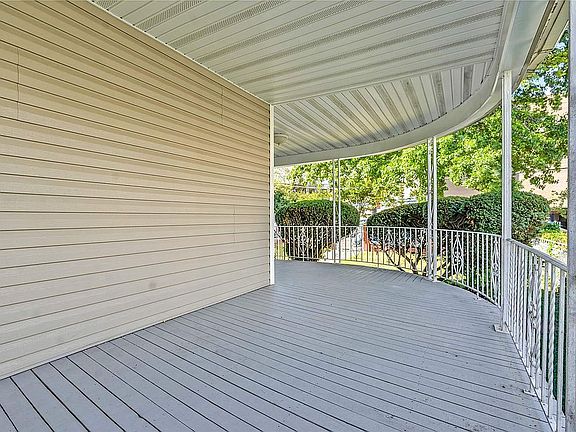 3rd image of 1036 Nameoke St