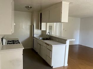 15507 Vanowen St #19, Van Nuys, CA 91406
