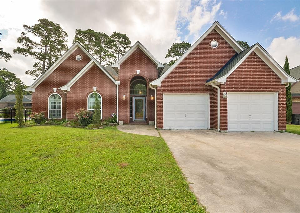 1st image of 18206 Steele Point Dr