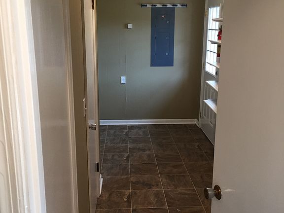 Laundry/pantry