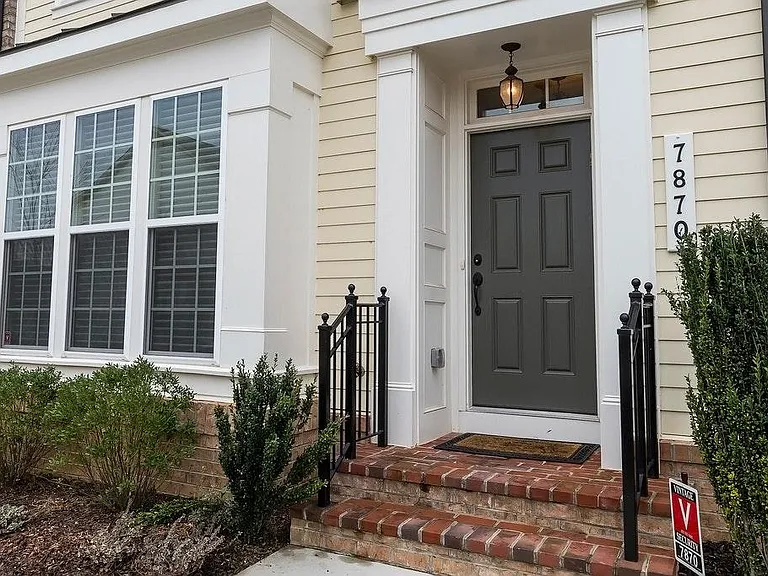 7870 Tilghman St — Photo 2